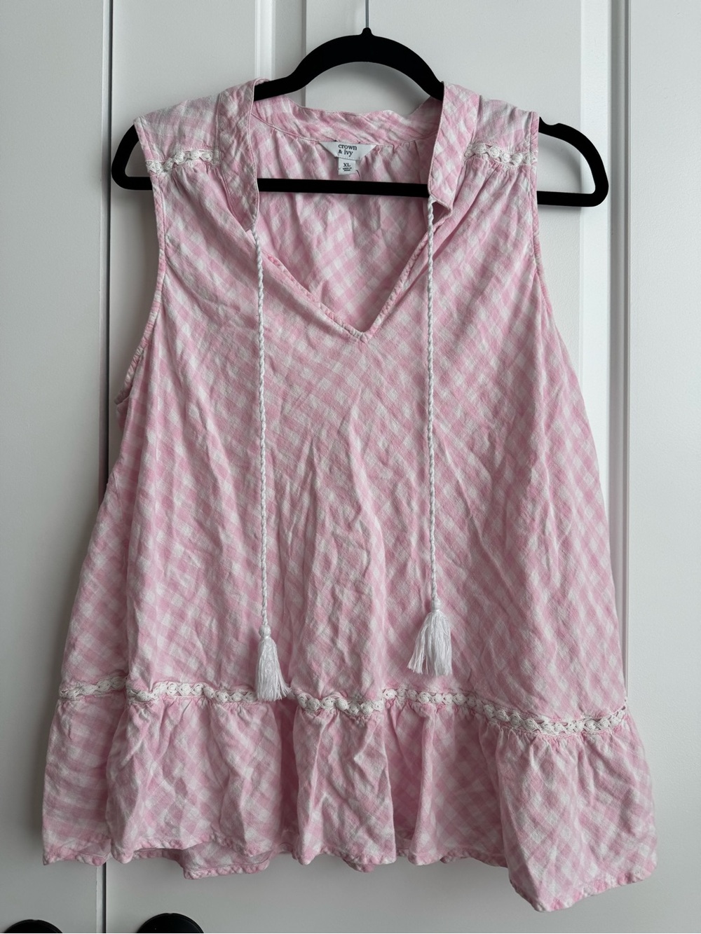 Crown & Ivy Pink Gingham Crochet Lace Peplum Tassel Tank Top XL
